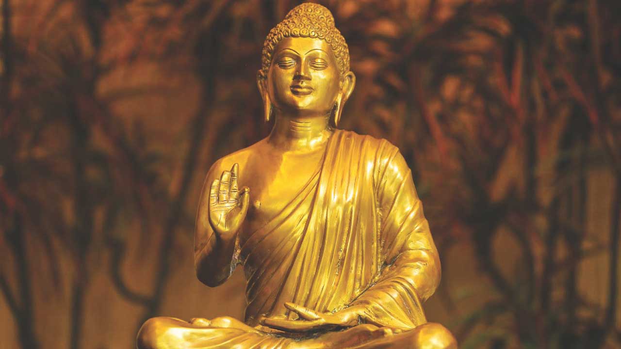 Buddhism in the US: Looking Through the Land of Buddha
