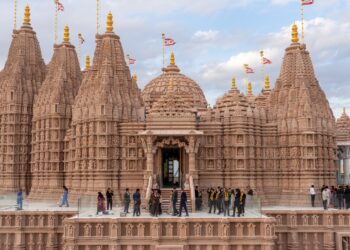 [Deccan Herald] TTD chief seeks suggestions from Hindu pontiffs at conclave