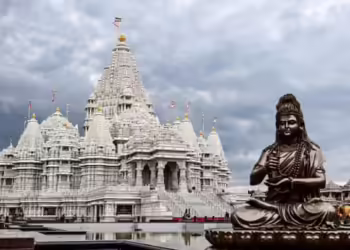 [ Abp News] India-American Lawmakers Raise Issue Of Temple Attacks In US, Ask For Briefing On ‘Hate Crimes Against Hindus’