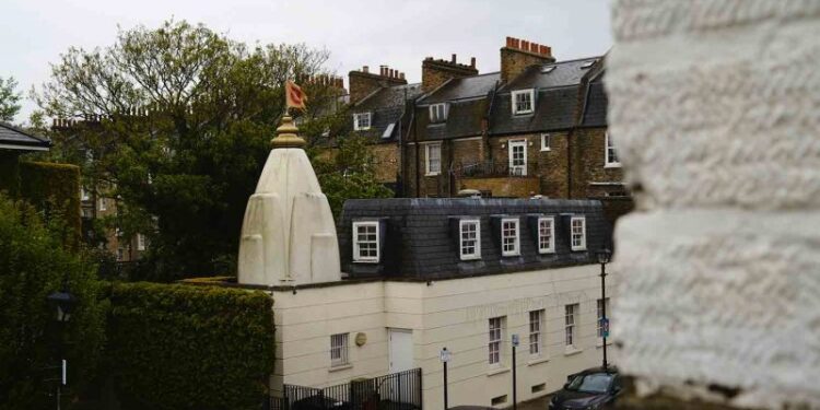 Pragati Sangha Hindu Temple, Mile End, East London. Credit Alice Sacco