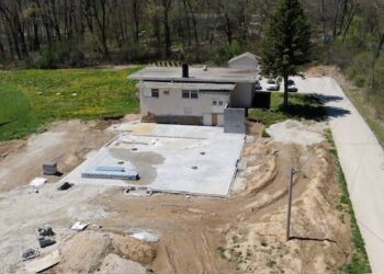 [ Tmj4 ] New Berlin couple working to expand a unique Hindu temple