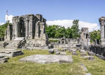 [ Hinduism Today ] Kashmir’s Temples Emerge from Difficult Times Stronger than Ever