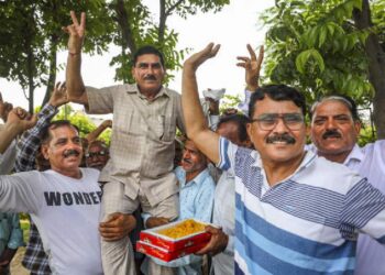 [ The Telegraph ] Jammu and Kashmir government grants proprietary rights on state land to thousands of Hindu Pakistan ‘refugees’