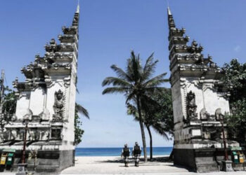 No Wi-Fi, No Electricity: Every Year, One of the World’s Most Popular Islands Falls Silent for 24 Hours