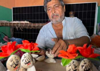 Faith in every shell: Karachi’s Hindu artisan honors Islamic art through seashell creations