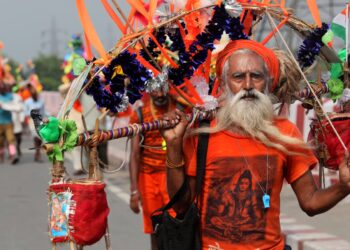 Defending Hindu Dharma: How International Media Distorts the Image of Hindu Sadhus