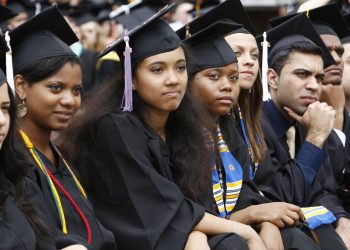 Pew Research Center Study Finds 70% of US Hindus Hold College Degrees, Highest Among Faith Groups